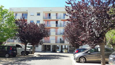 Vente appartement 2 pièces Néris-les-Bains (03310)