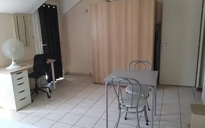 Dijon (21000)