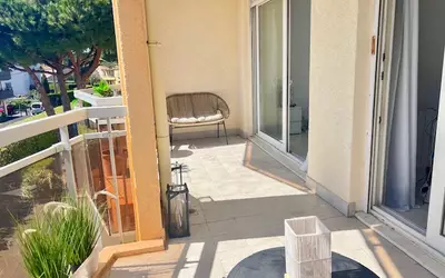 Fréjus (83600)