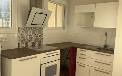 Toulon (83000)