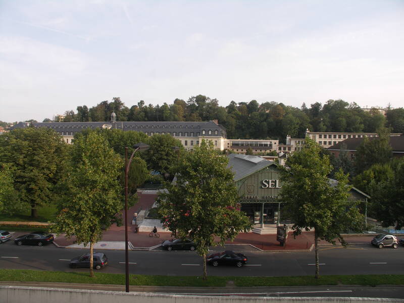 Sevres (92310)
