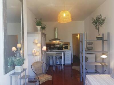 Location appartement studio Marseille 6e