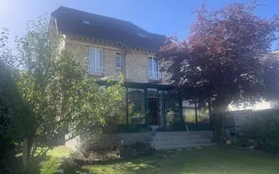 Fontainebleau (77300)