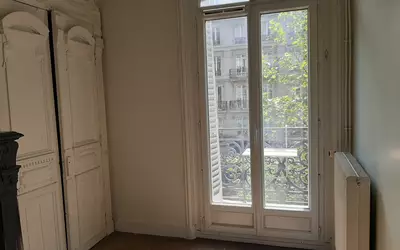 Paris 11E
