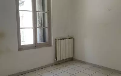 Nîmes (30000)