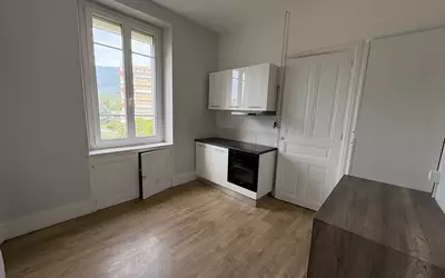 Grenoble (38000)