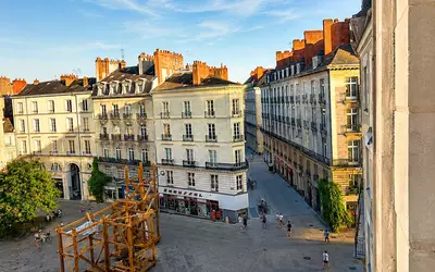 Nantes (44000)