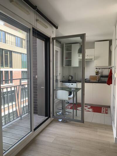 Location appartement studio Paris 18e