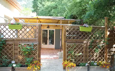 + Dépendance 65 M²