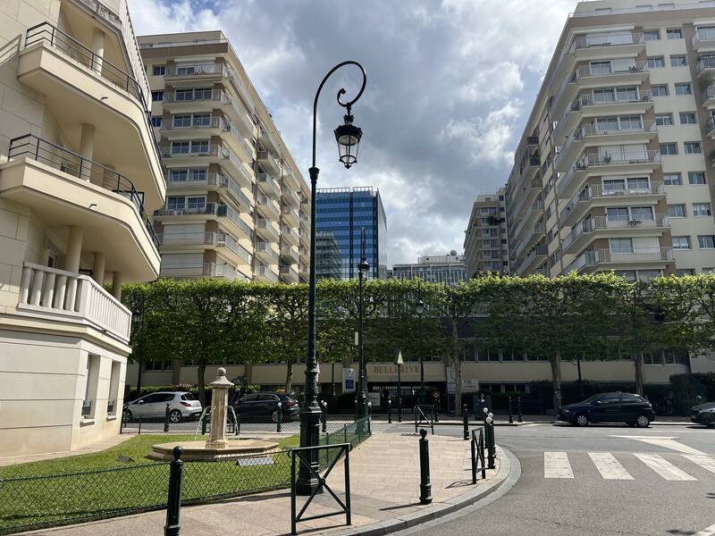 Puteaux (92800)