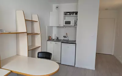 Courbevoie (92400)