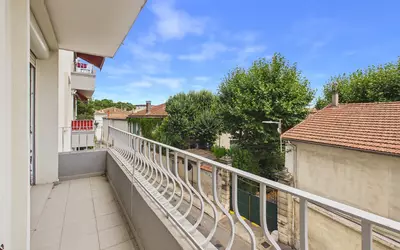 Nîmes (30000)
