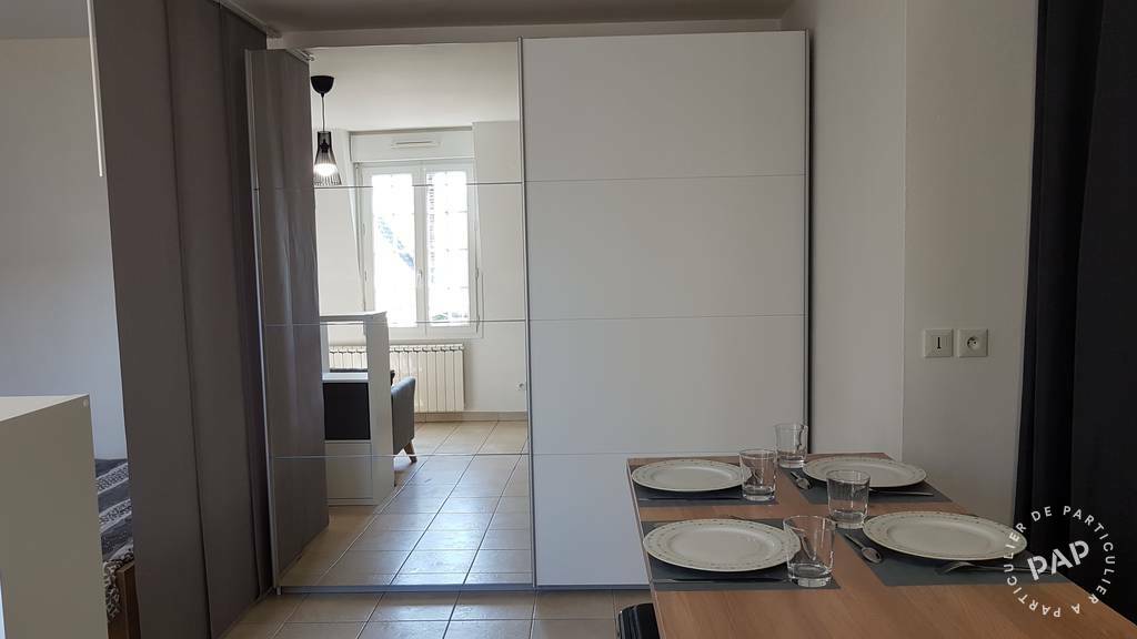 Location meublée studio 29 m² Corbeil-Essonnes (91100) photo 4