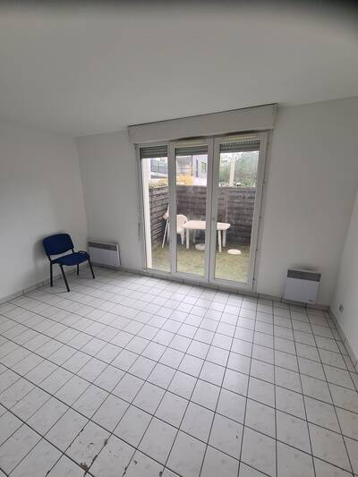 Location appartement studio Évry-Courcouronnes (91)