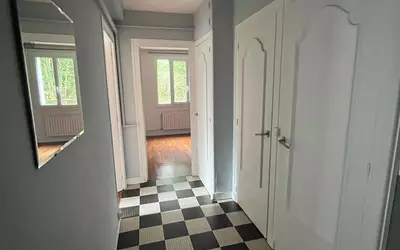 Nantes (44000)