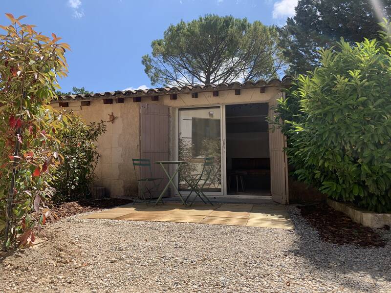 Cabrières-D'avignon (84220)