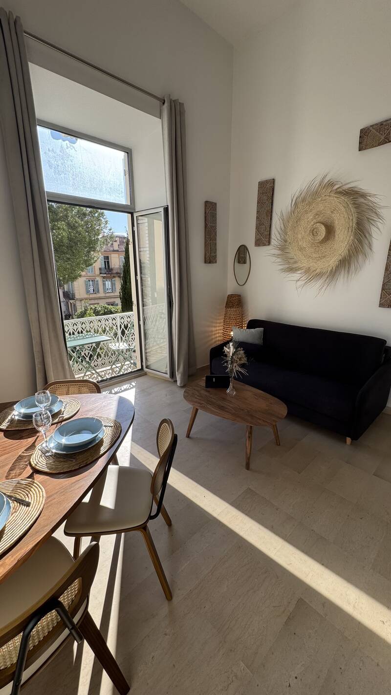 Cannes (06150)