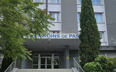 Nîmes (30000)
