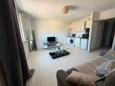 Location appartement studio Les Angles (30133)