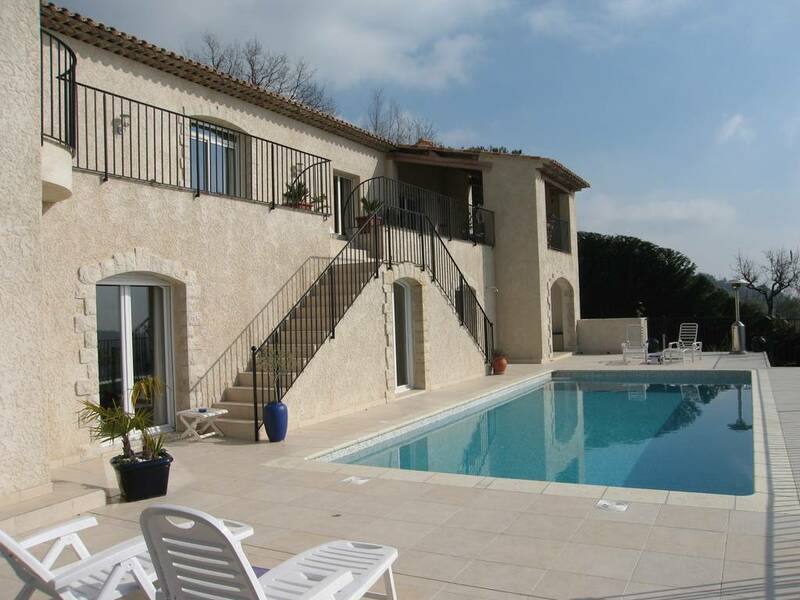Tourrettes-Sur-Loup (06140)