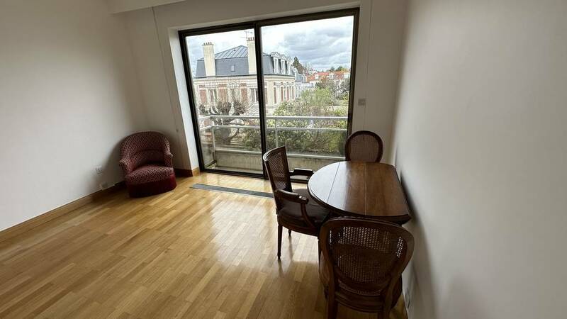 Nogent-Sur-Marne (94130)
