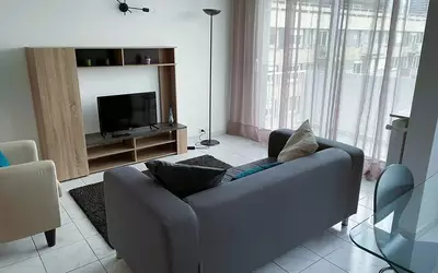 Puteaux (92800)