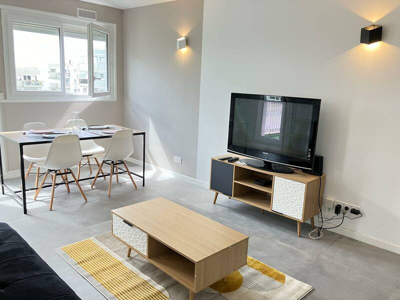 Plaisir (78370)