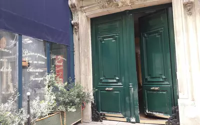 Paris 8E
