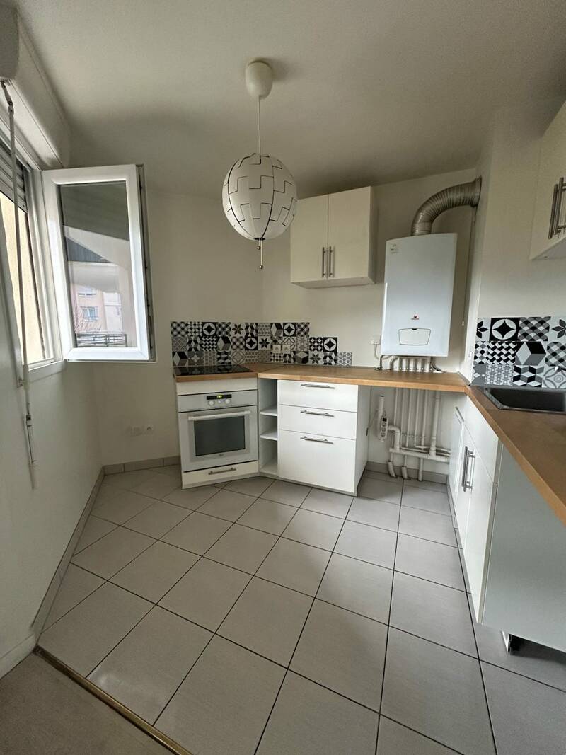 Neuilly-Sur-Marne (93330)