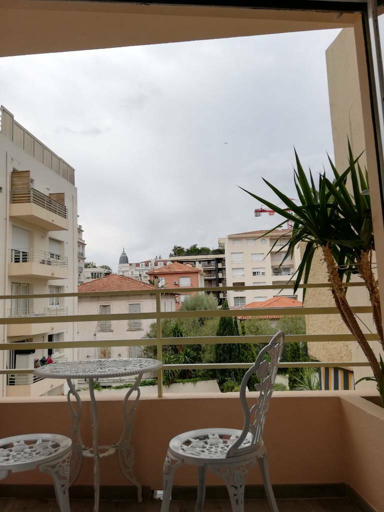 Cannes (06400)