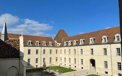 Dijon (21000)
