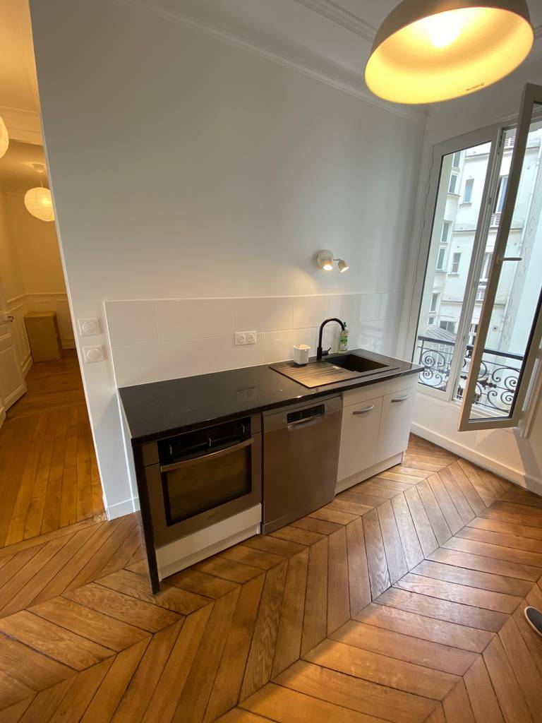Paris 17E