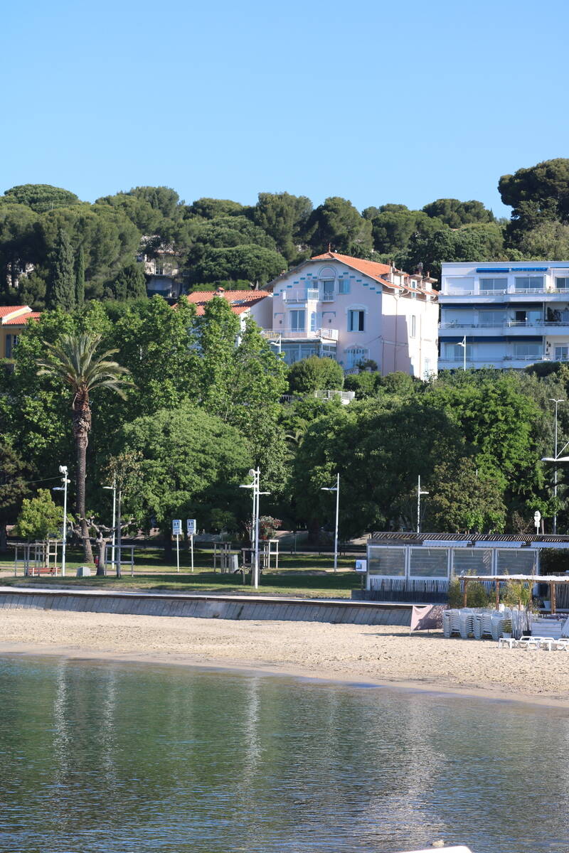 Toulon (83000)