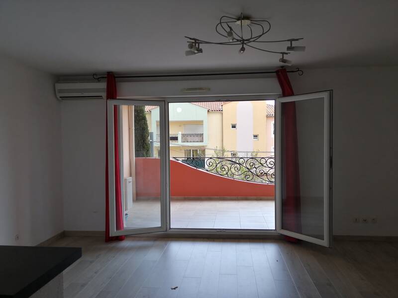 Saint-Cyr-Sur-Mer (83270)
