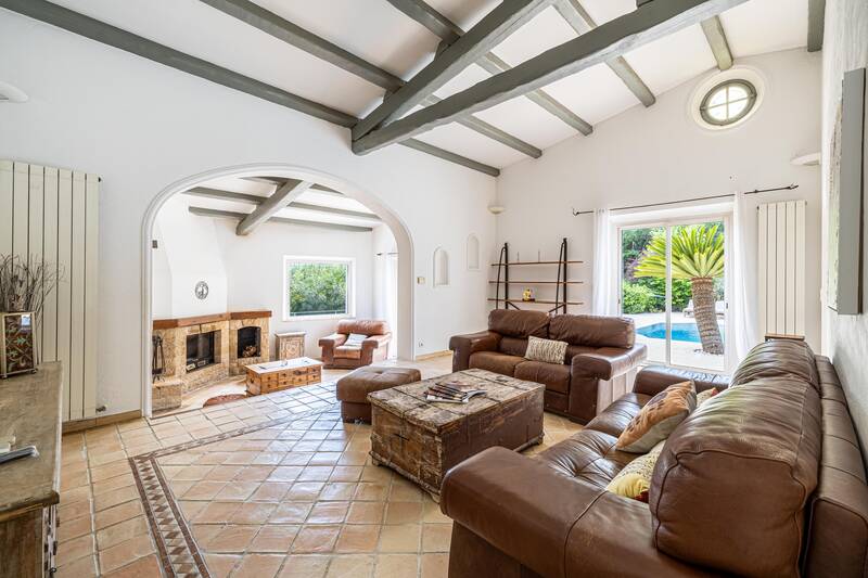 Mougins (06250)