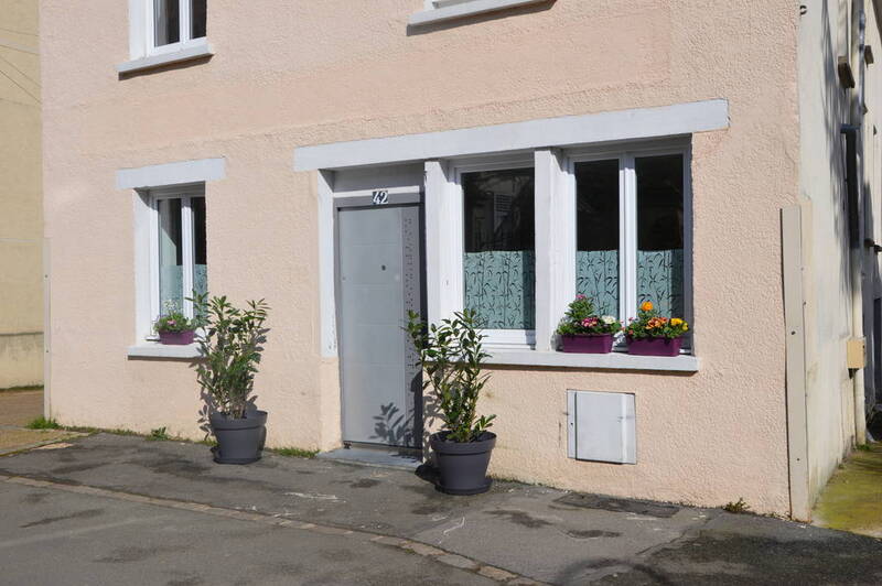 Local d'activité Saulx-Les-Chartreux (91160) - 50&nbsp;m² - 845&nbsp;&euro;