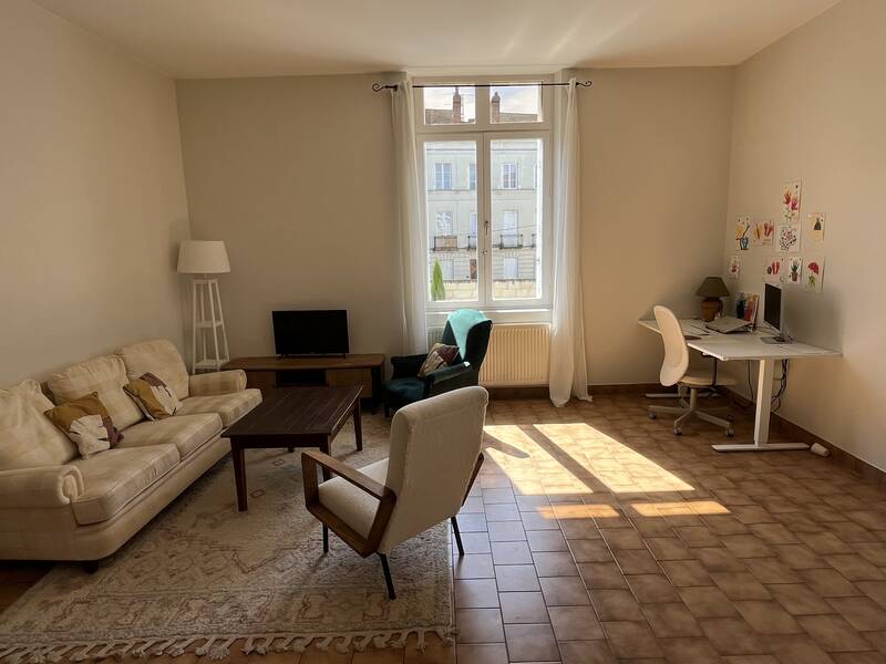 Saumur (49400)