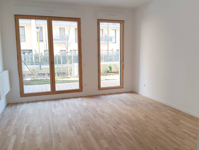 En Duplex Avec  Jardin Meudon