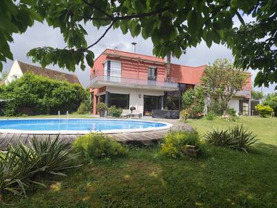 Vente maison 10 pièces Couilly-Pont-aux-Dames (77860)