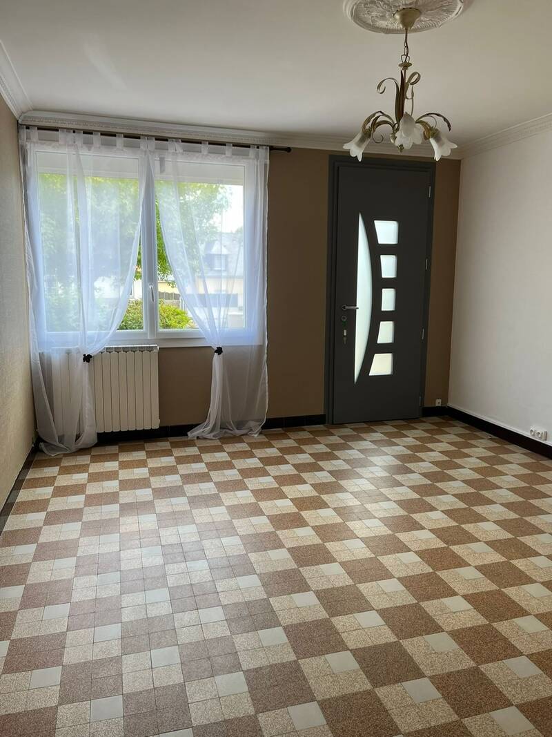 Nantes (44000)