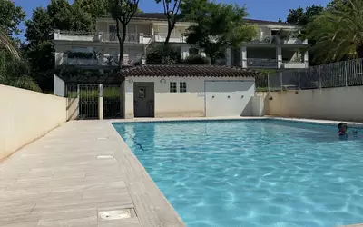 Toulon (83000)