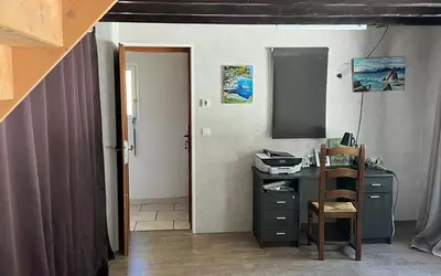 Fréjus (83600)