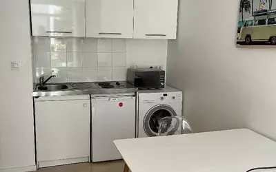 Nantes (44000)