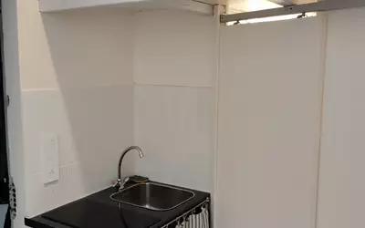- Pied-À-Terre