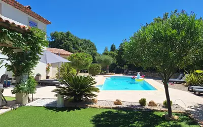 Montauroux (83440)
