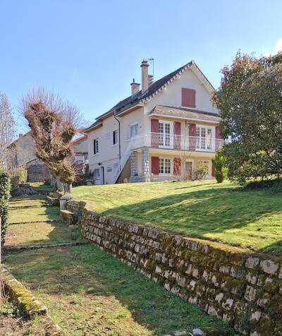 Vente maison 7 pièces Bourbon-l'Archambault (03160)