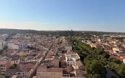 Nîmes (30000)