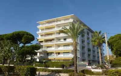 Vallauris (06220)