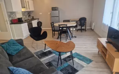 Angers (49000)