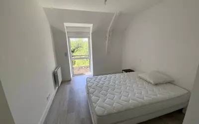 Nantes (44000)